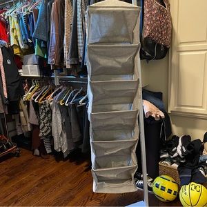 Closet hanging organizer